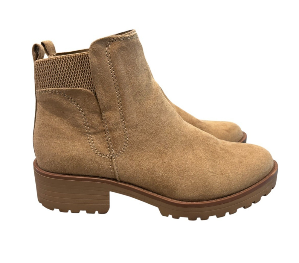 Sun + Stone Kandyf Women's Tan Faux Suede Chelsea Ankle Boots Size 8.5